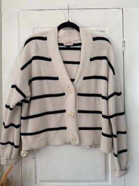 Universal Threads Cream & Black Striped Button-Front Cardigan Sweater